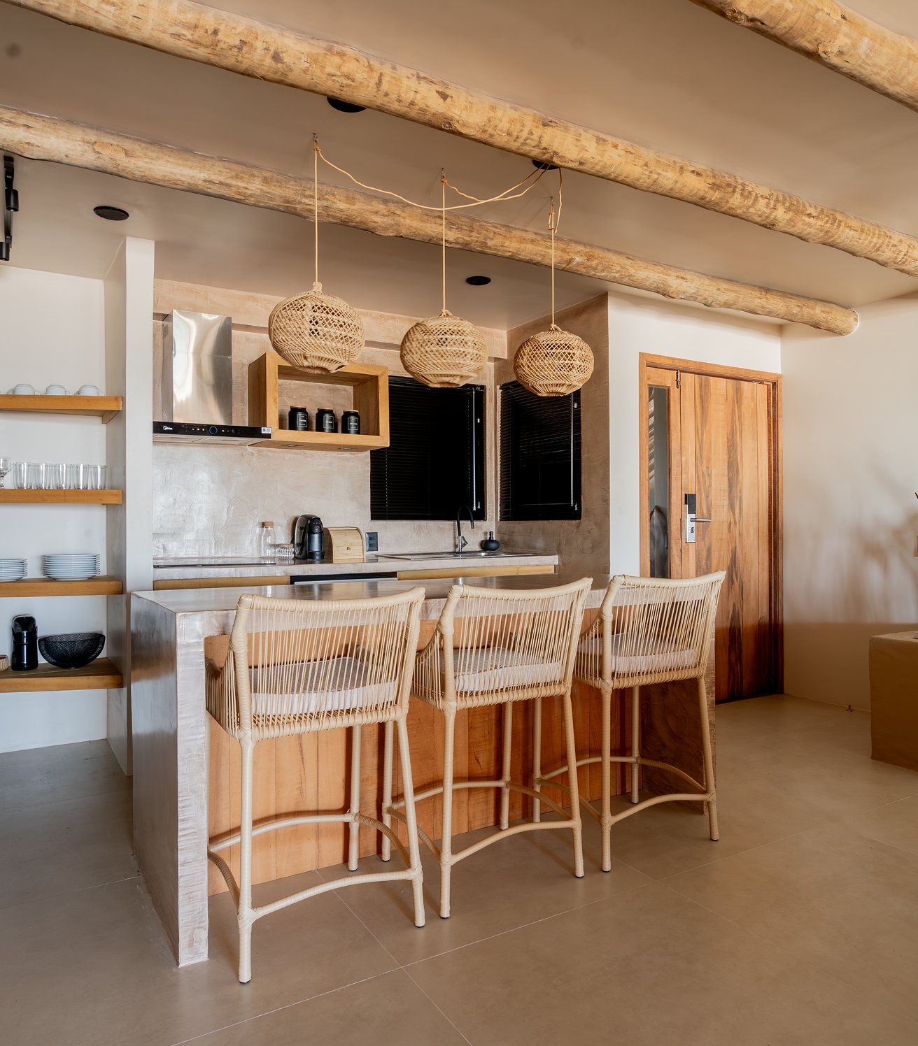 3/5 - Cozinha equipada