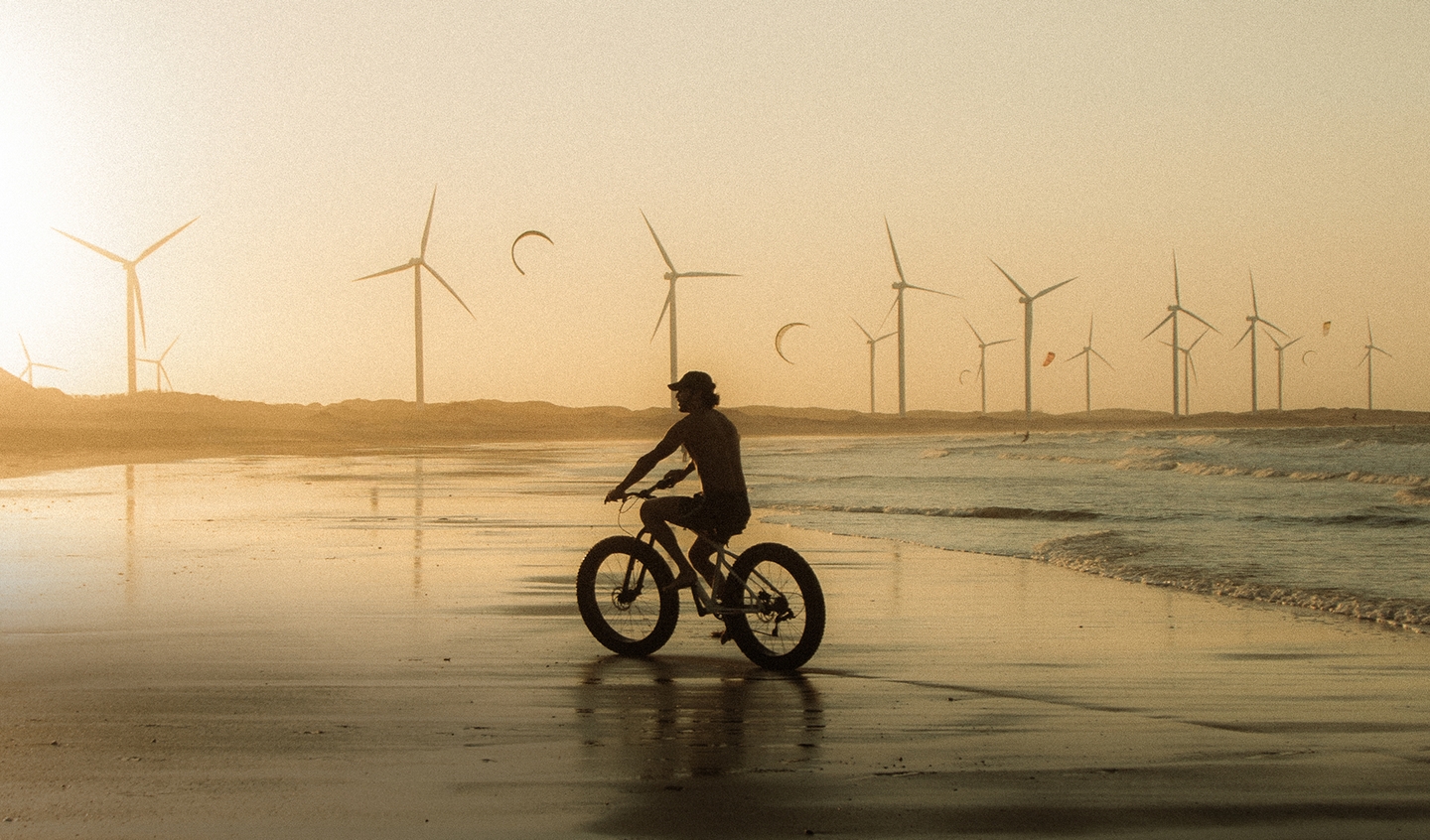 Bicycle tour through the dunes and beaches of Icaraizinho de Amontada, Ceará